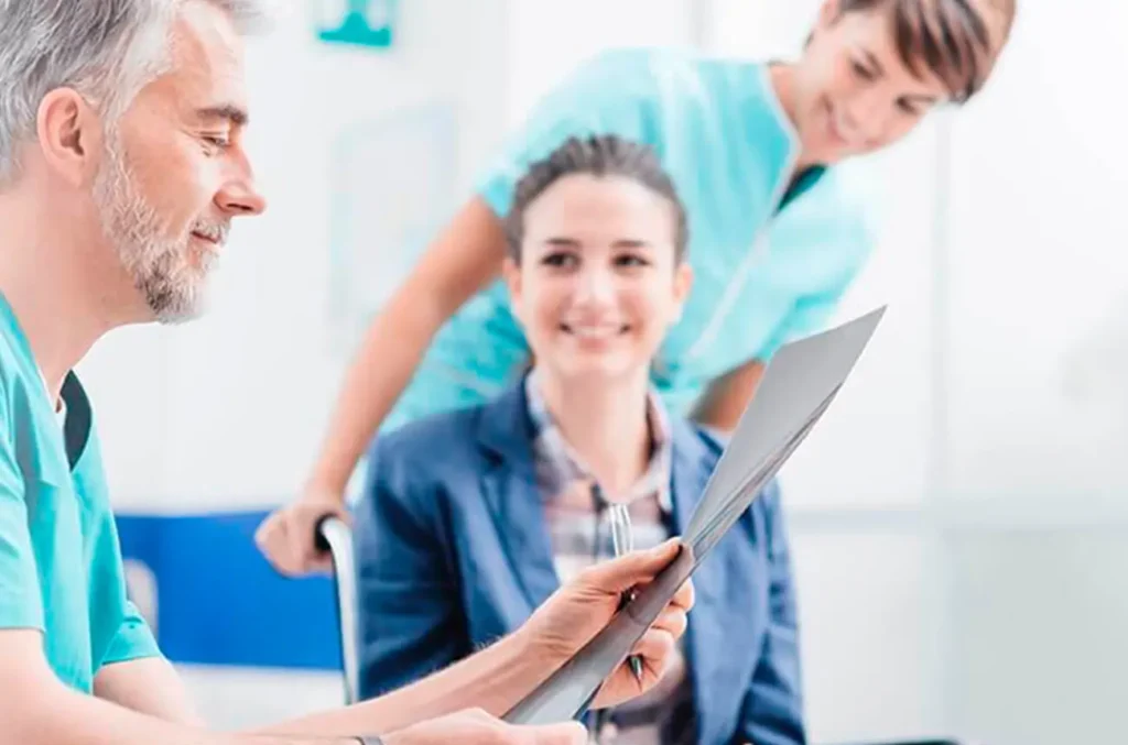 Actuamos como la oficina técnica, apoyando a los socios en el diseño técnico del proyecto, la elaboración documental, la coordinación del consorcio y la justificación técnico-económica de la iniciativa.