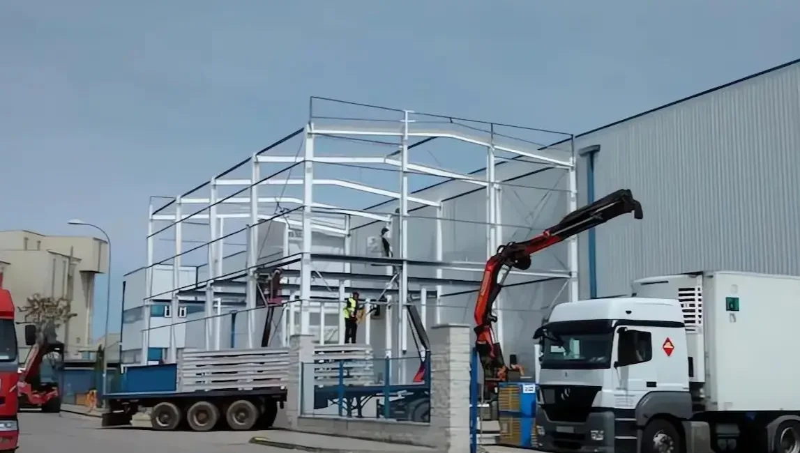 articai|CARPISA FOODS. Reforma integral y ampliación de una planta de la industria cárnica especializada en la elaboración de hamburguesas y otros preparados en Griñón (Madrid)