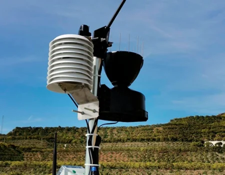 artica+i. Imagen para la galería interior del caso de éxito (nuestros proyectos) "SmartCrops 5.1.", mostrando un detalle de elemento tecnológico